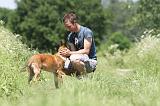 ADULTE ET CHIEN 543